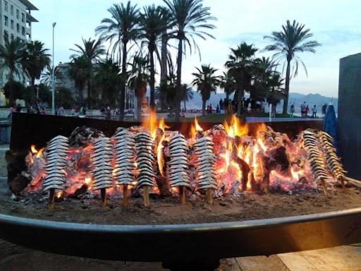 Mi Estancia Malaga Bagian luar foto